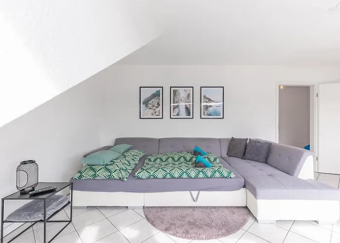 - Moderne Und Geraeumige 2 Zimmerwohnung Mit Sued-balkon In Gladbeck-brauck Naehe Movie Park Und Arena Aufschalke Lejlighed