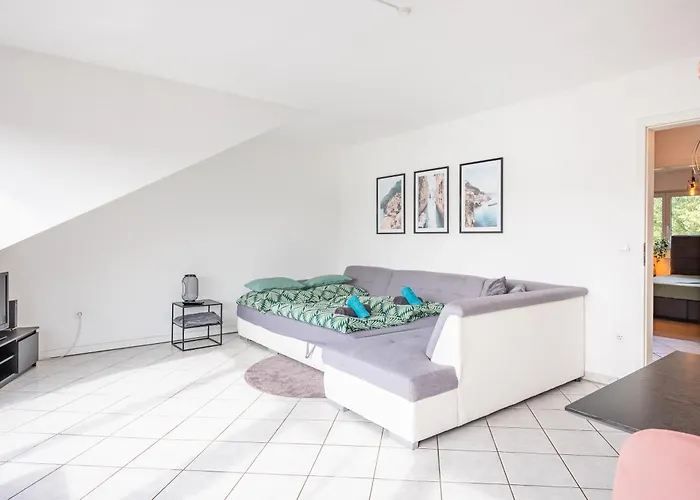 - Moderne Und Geraeumige 2 Zimmerwohnung Mit Sued-balkon In Gladbeck-brauck Naehe Movie Park Und Arena Aufschalke * Gladbeck