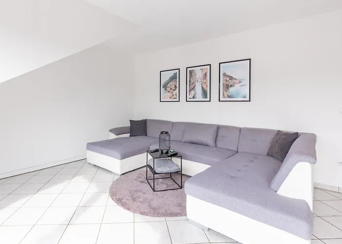 - Moderne Und Geraeumige 2 Zimmerwohnung Mit Sued-balkon In Gladbeck-brauck Naehe Movie Park Und Arena Aufschalke Διαμέρισμα Gladbeck